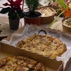 Caja de tortilla de patatas trufada