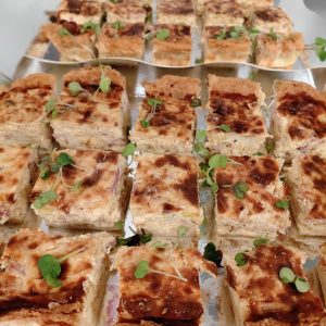 Caja de quiche de puerro y gorgonzola