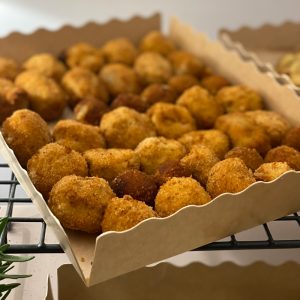 Caja de croquetas de berenjena