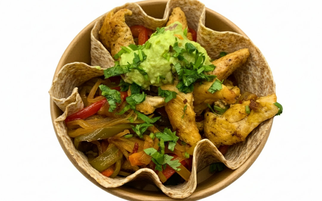 Fajitas de pollo con verduras y guacamole